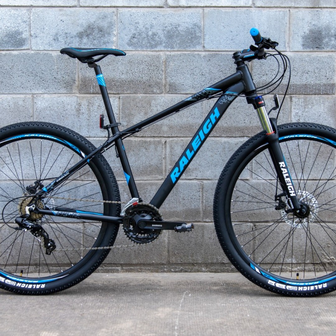 raleigh-20-r29-17-negro-con-azul-2026