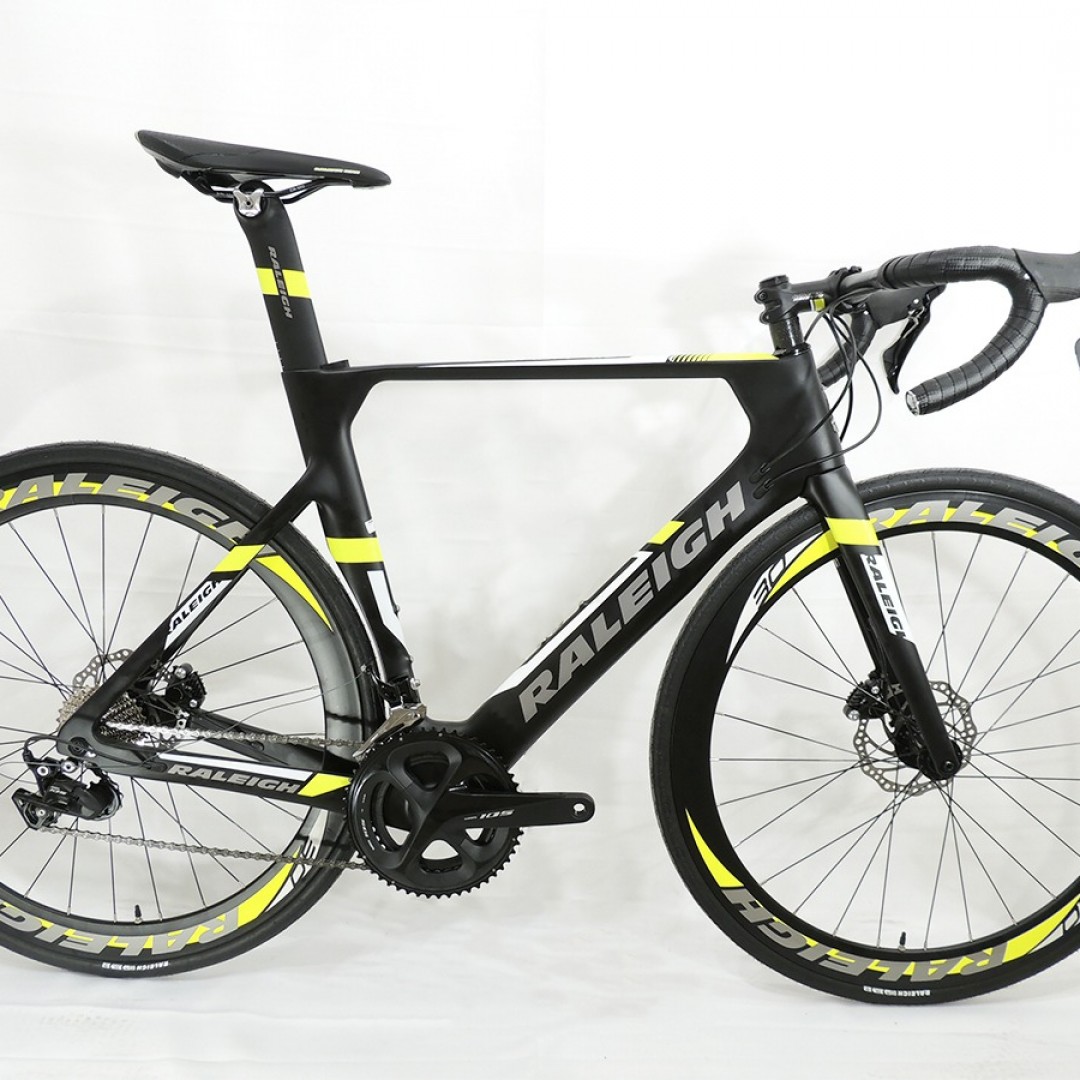 raleigh-strada-40-54cm-negra-con-verde